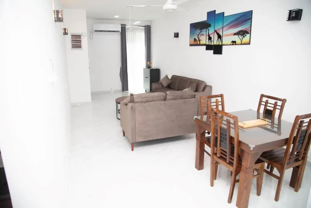 Daire Jasmine Condo Stay Kolombo